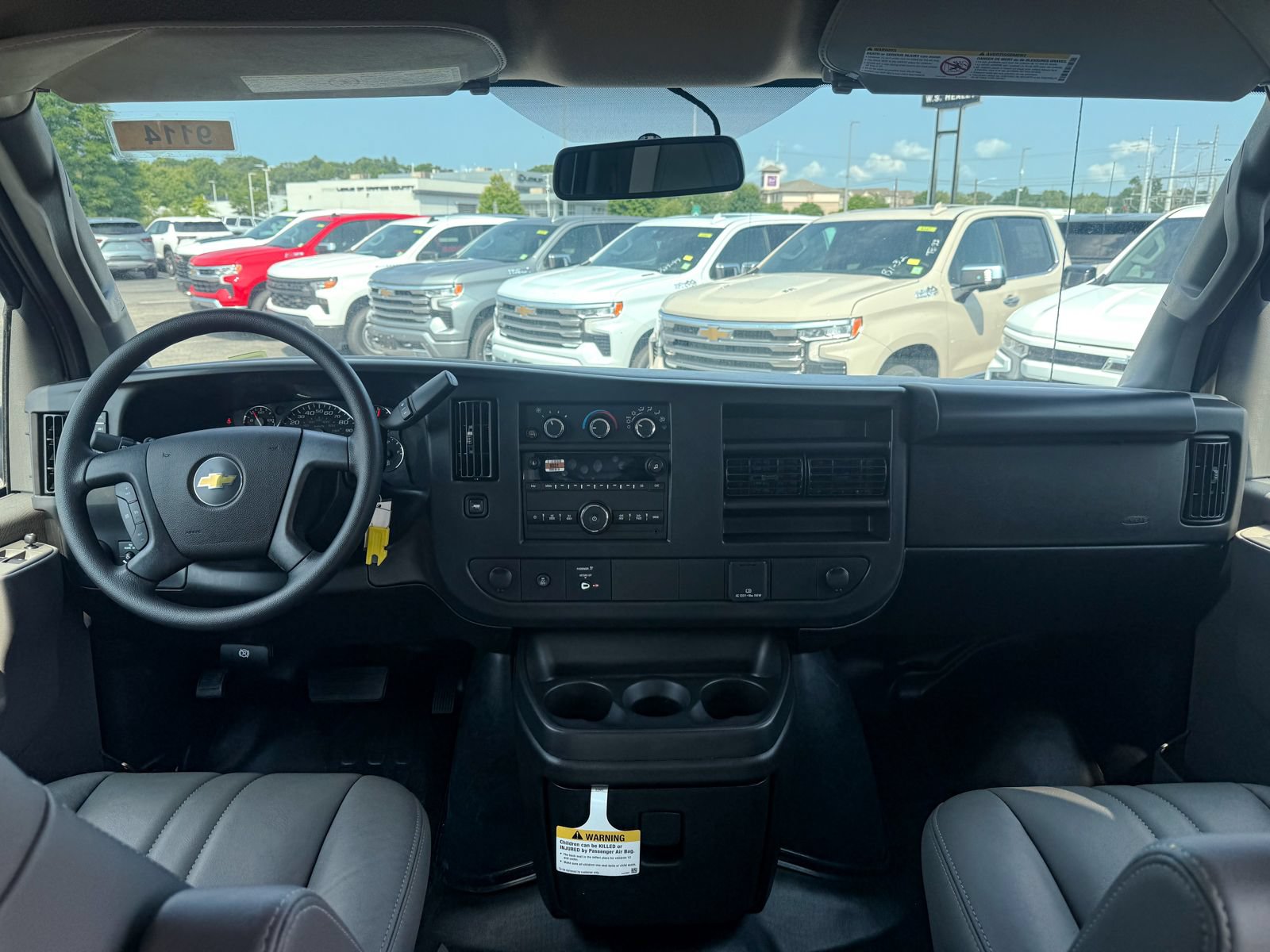 2026 Chevrolet Express Cargo Work Van - Photo 15