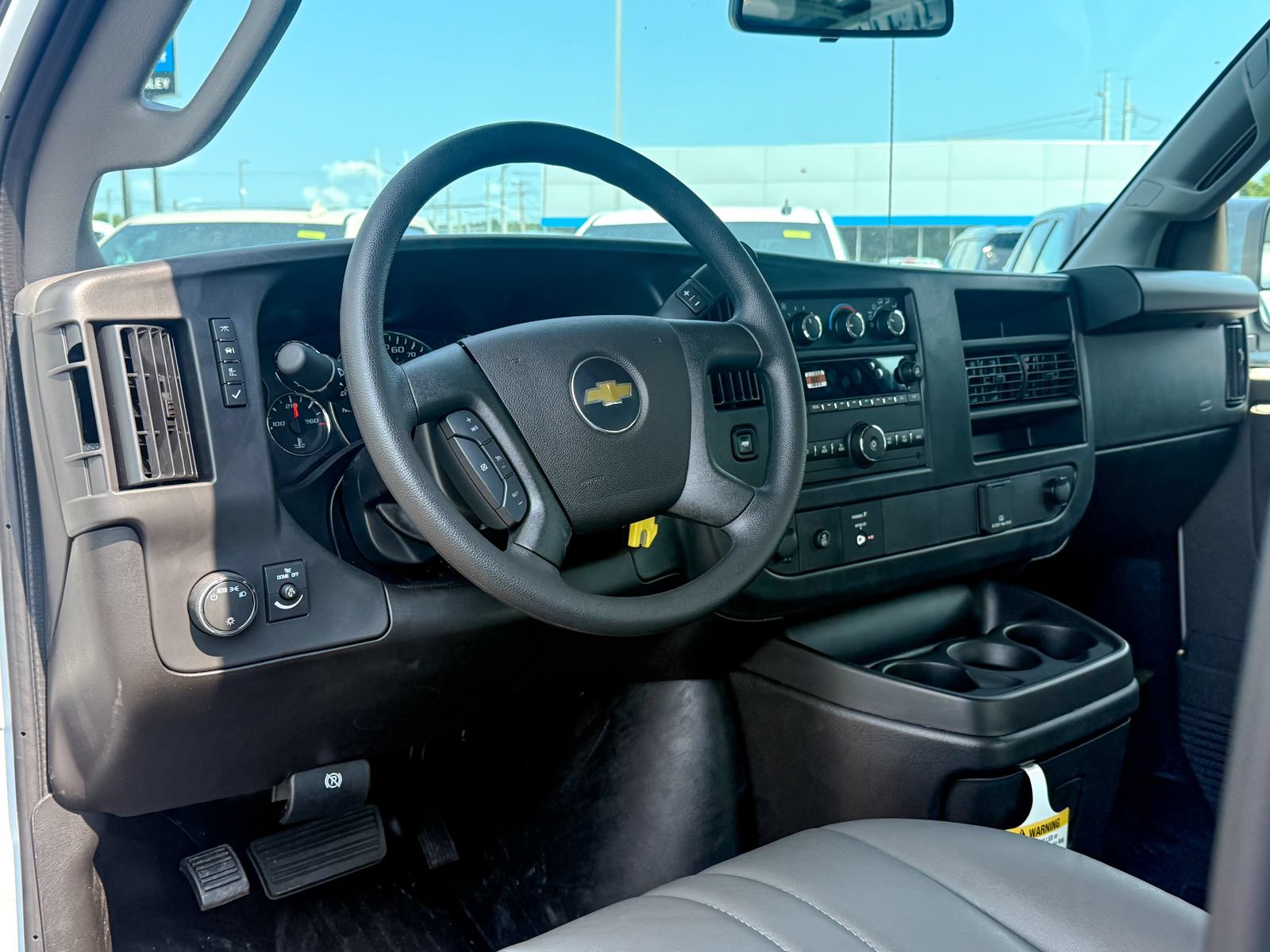 2026 Chevrolet Express Cargo Work Van - Photo 18