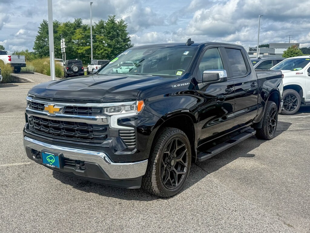 Used 2024 Chevrolet Silverado 1500 LT Truck Crew Cab