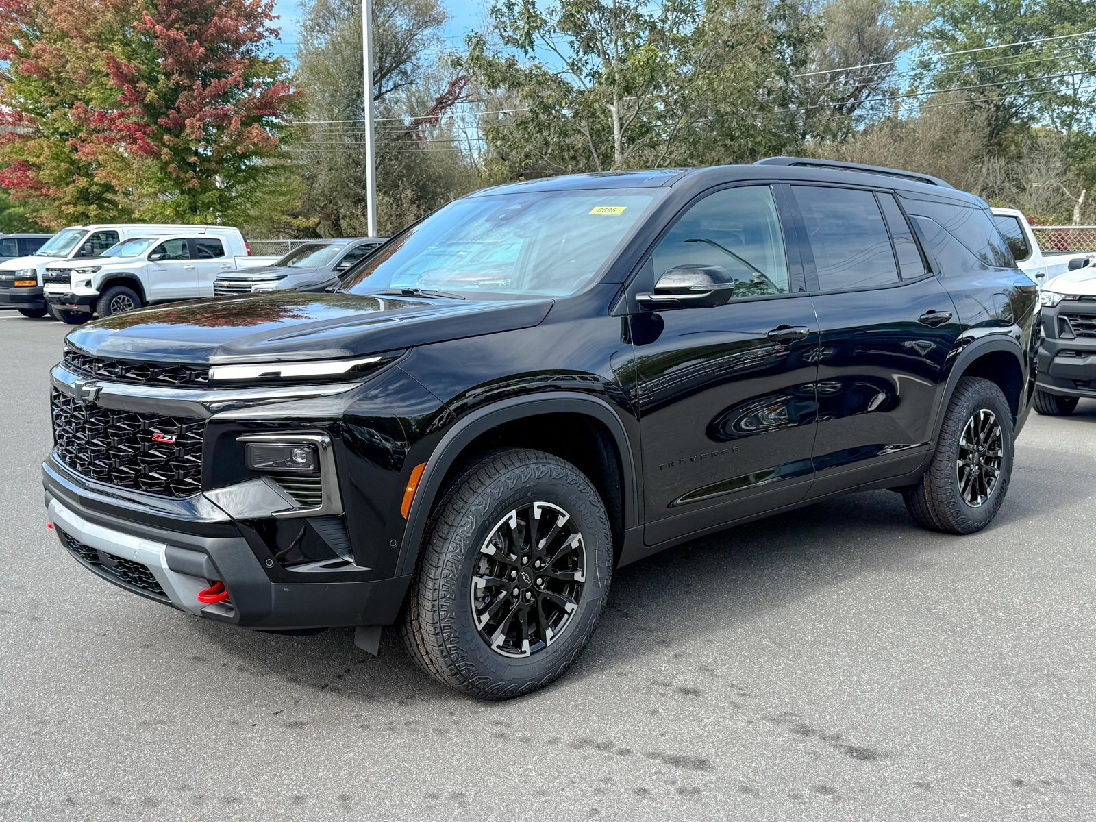 2026 Chevrolet Traverse Z71 photo 2