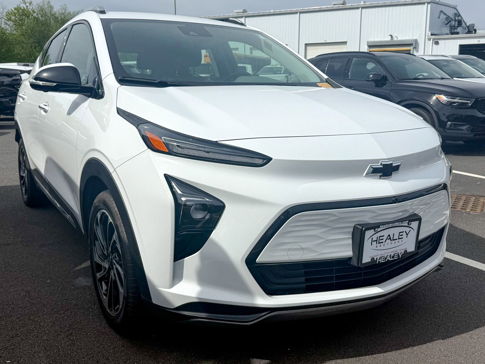 2023 Chevrolet Bolt EUV Premier's photo