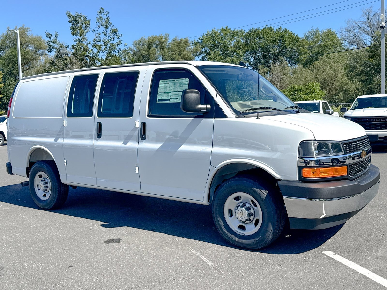 2025 Chevrolet Express Cargo 2500 Van 