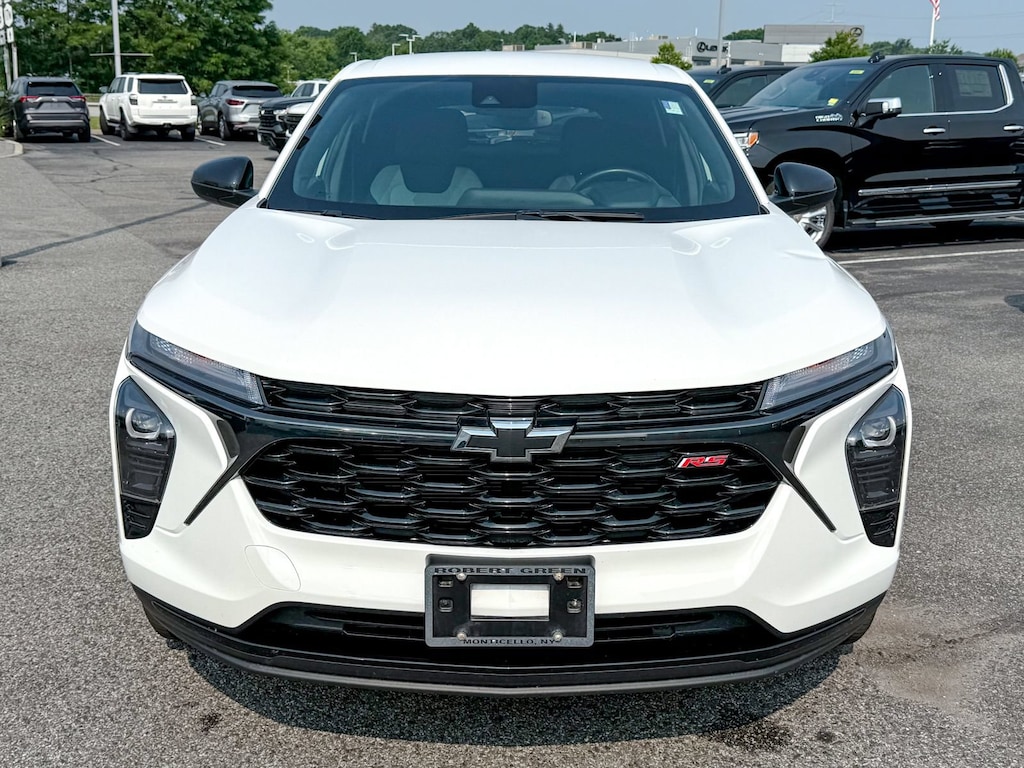 Used 2024 Chevrolet Trax 1RS SUV
