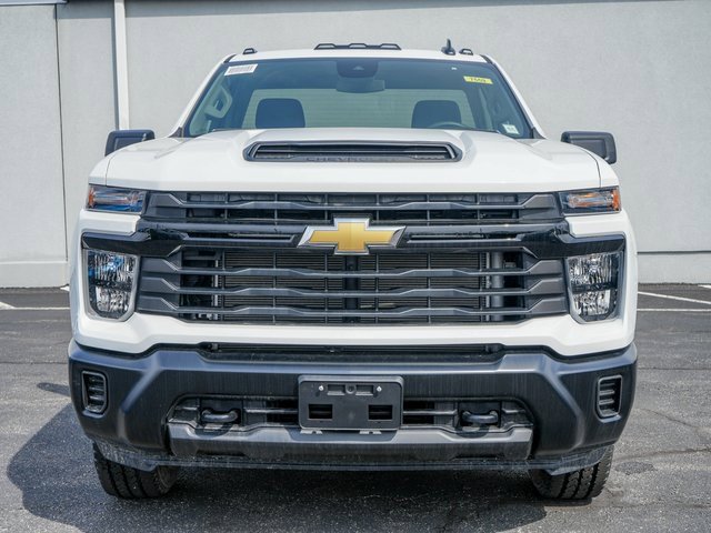 2025 Chevrolet Silverado 2500HD photo 4