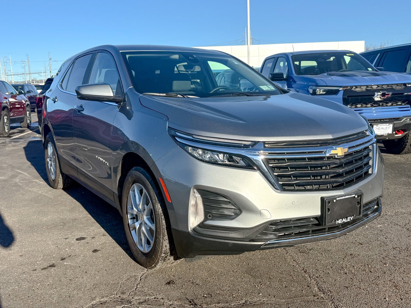 2024 Chevrolet Equinox LT's photo