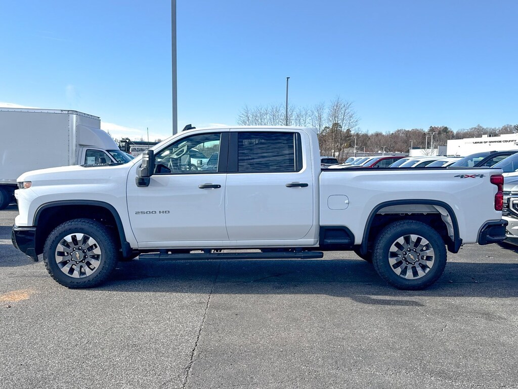 New 2026 Chevrolet Silverado 2500 HD Custom Truck Crew Cab