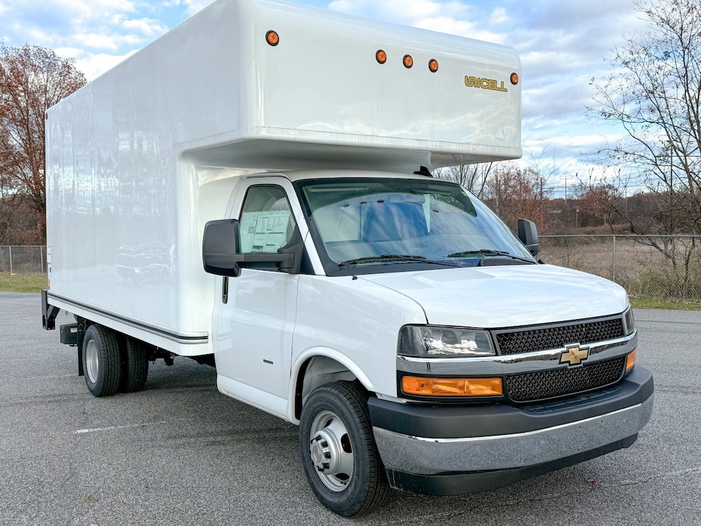 New 2025 Chevrolet Express Cutaway 3500 1WT Cutaway Van