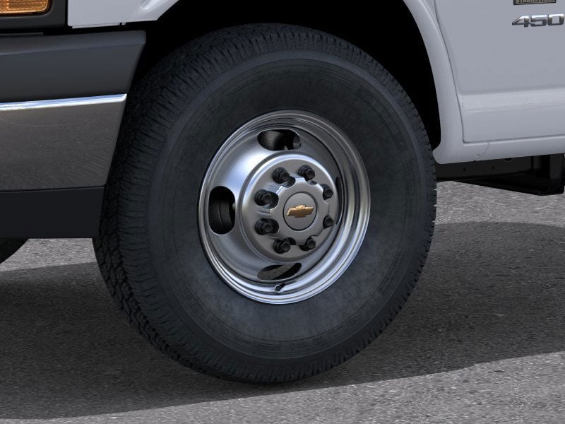 2025 Chevrolet Express Cutaway Base photo 48
