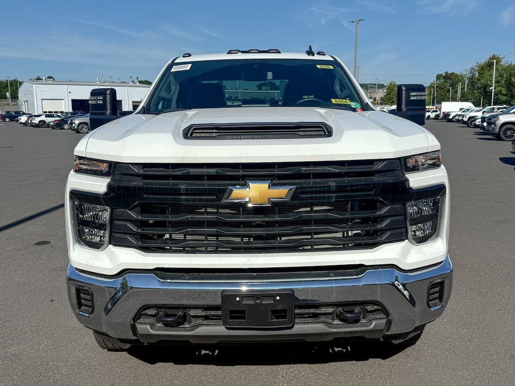 New 2025 Chevrolet Silverado 3500 HD Chassis Cab Work Truck Truck Crew Cab