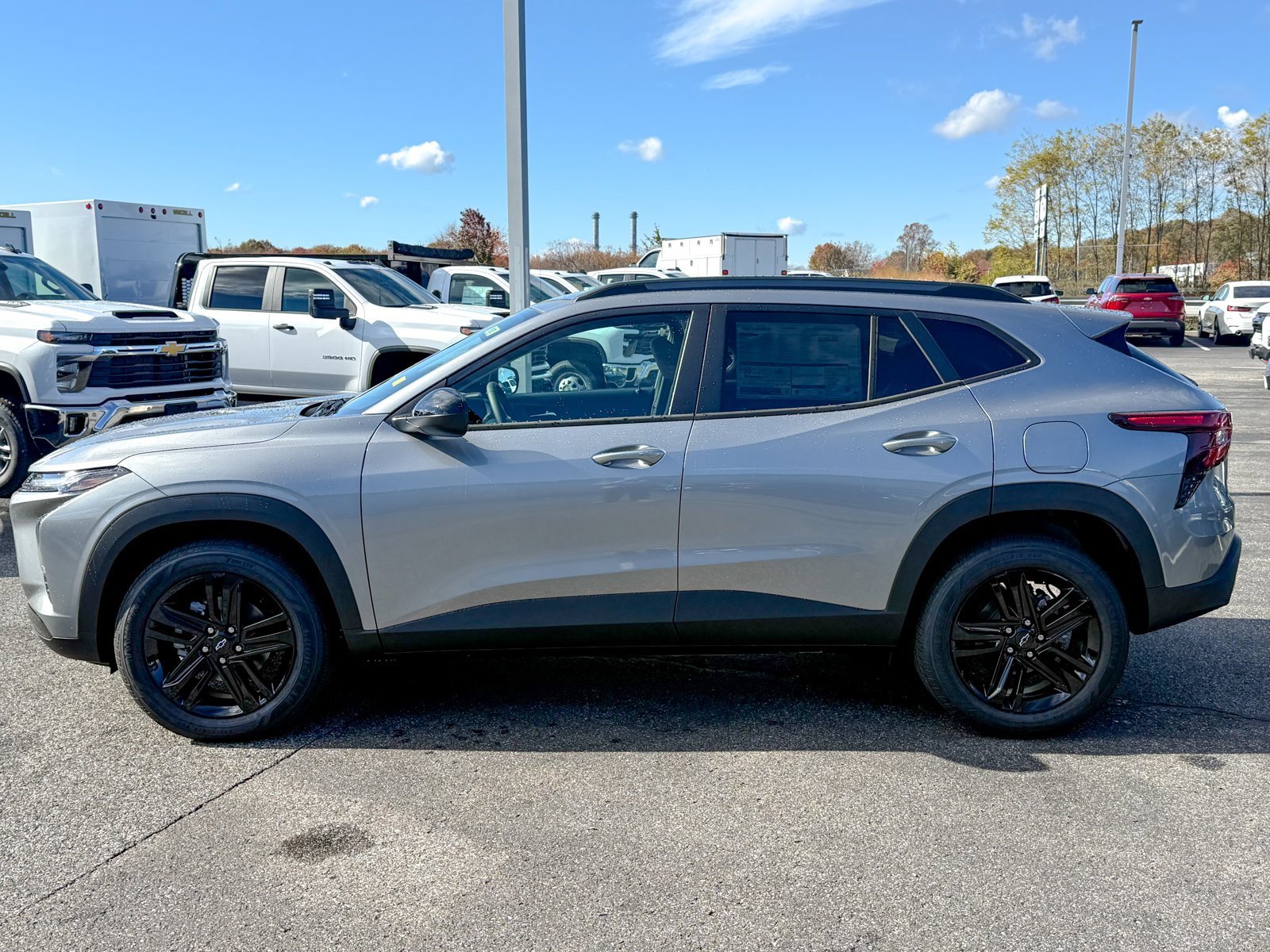 2026 Chevrolet Trax ACTIV photo 2