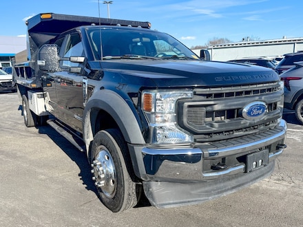 2022 Ford Super Duty F-550 DRW XL Truck Crew Cab