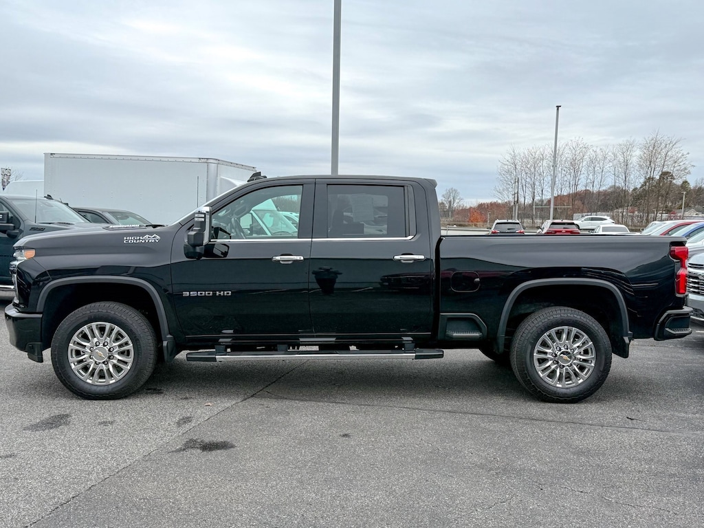 Used 2022 Chevrolet Silverado 3500 HD High Country Truck Crew Cab