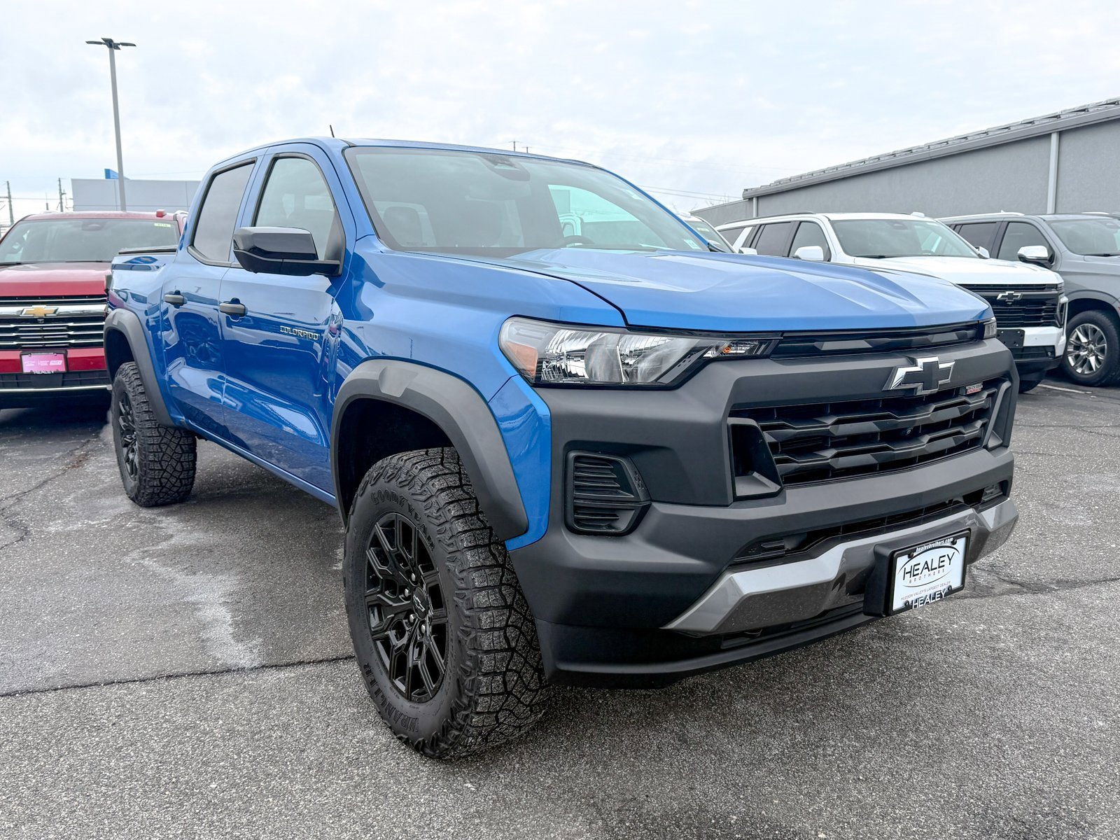 2023 Chevrolet Colorado Truck Crew Cab 