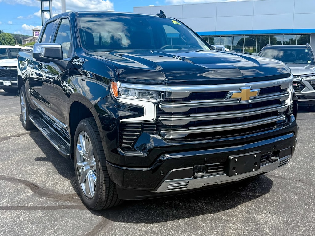 New 2026 Chevrolet Silverado 1500 High Country Truck Crew Cab