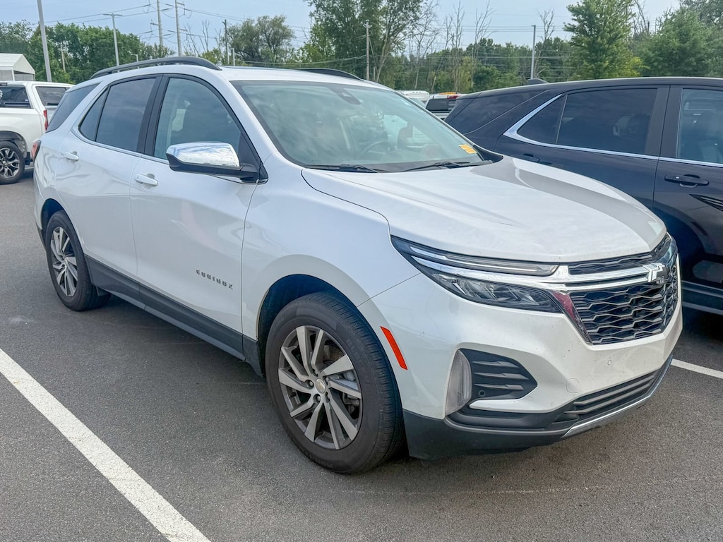 Used 2022 Chevrolet Equinox LT SUV