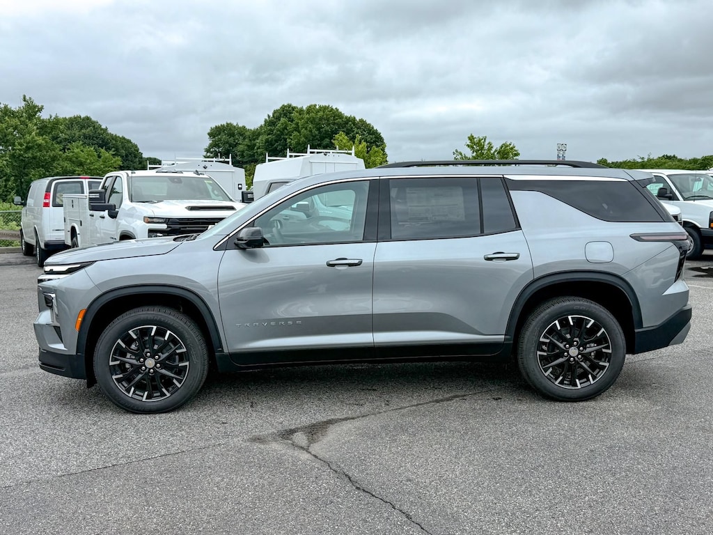 New 2026 Chevrolet Traverse LT SUV