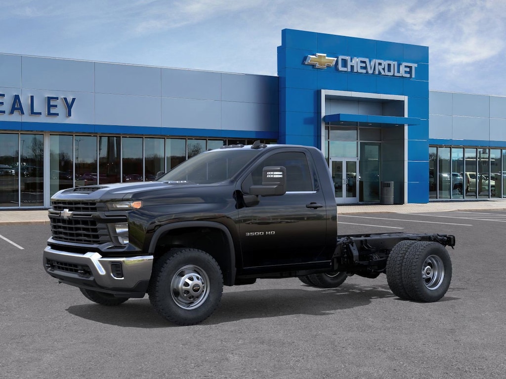 New 2025 Chevrolet Silverado 3500 HD Chassis Cab Work Truck Truck Regular Cab