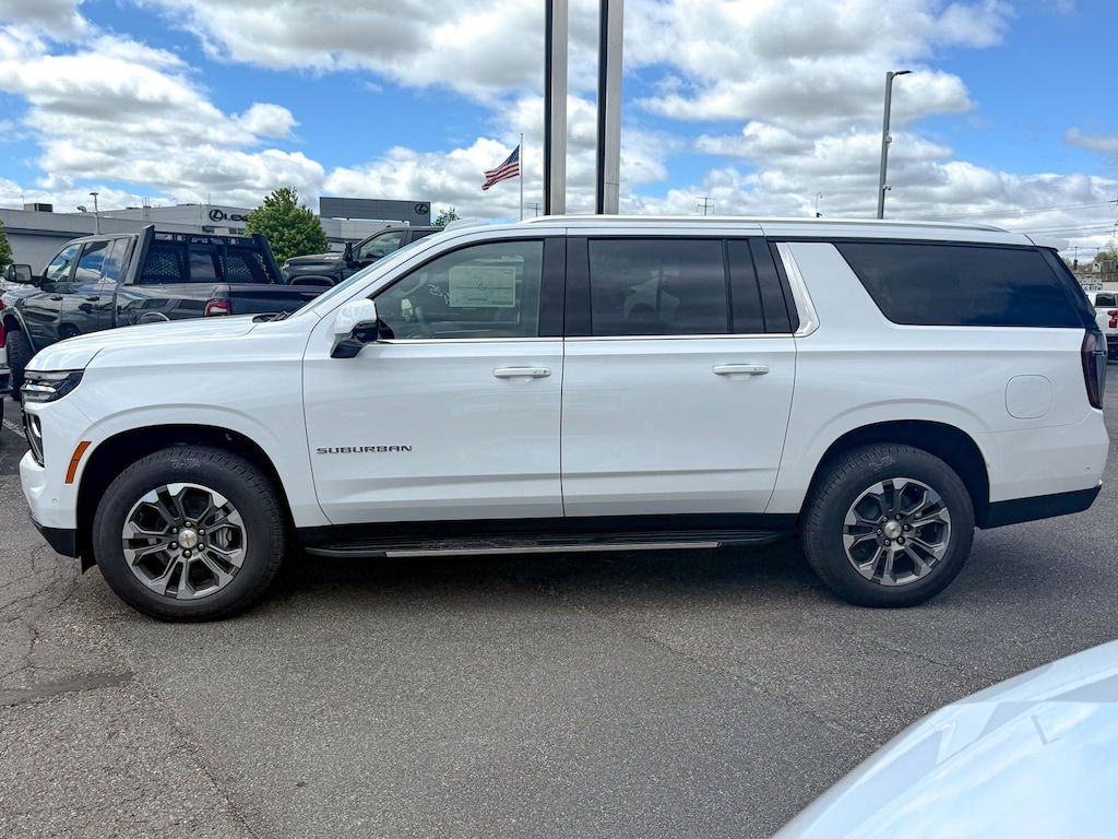New 2026 Chevrolet Suburban LT SUV