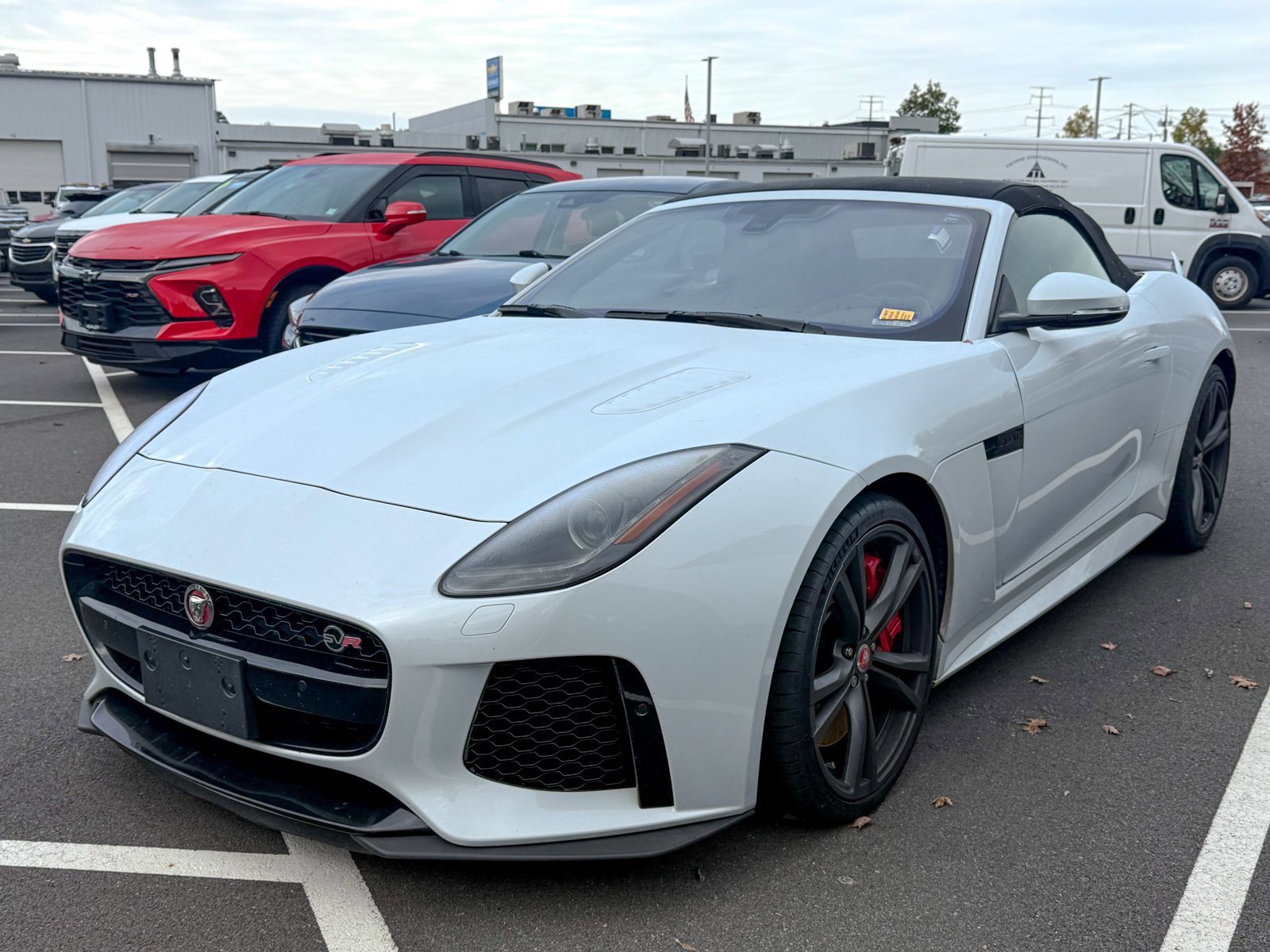 2017 Jaguar F-TYPE SVR photo 3