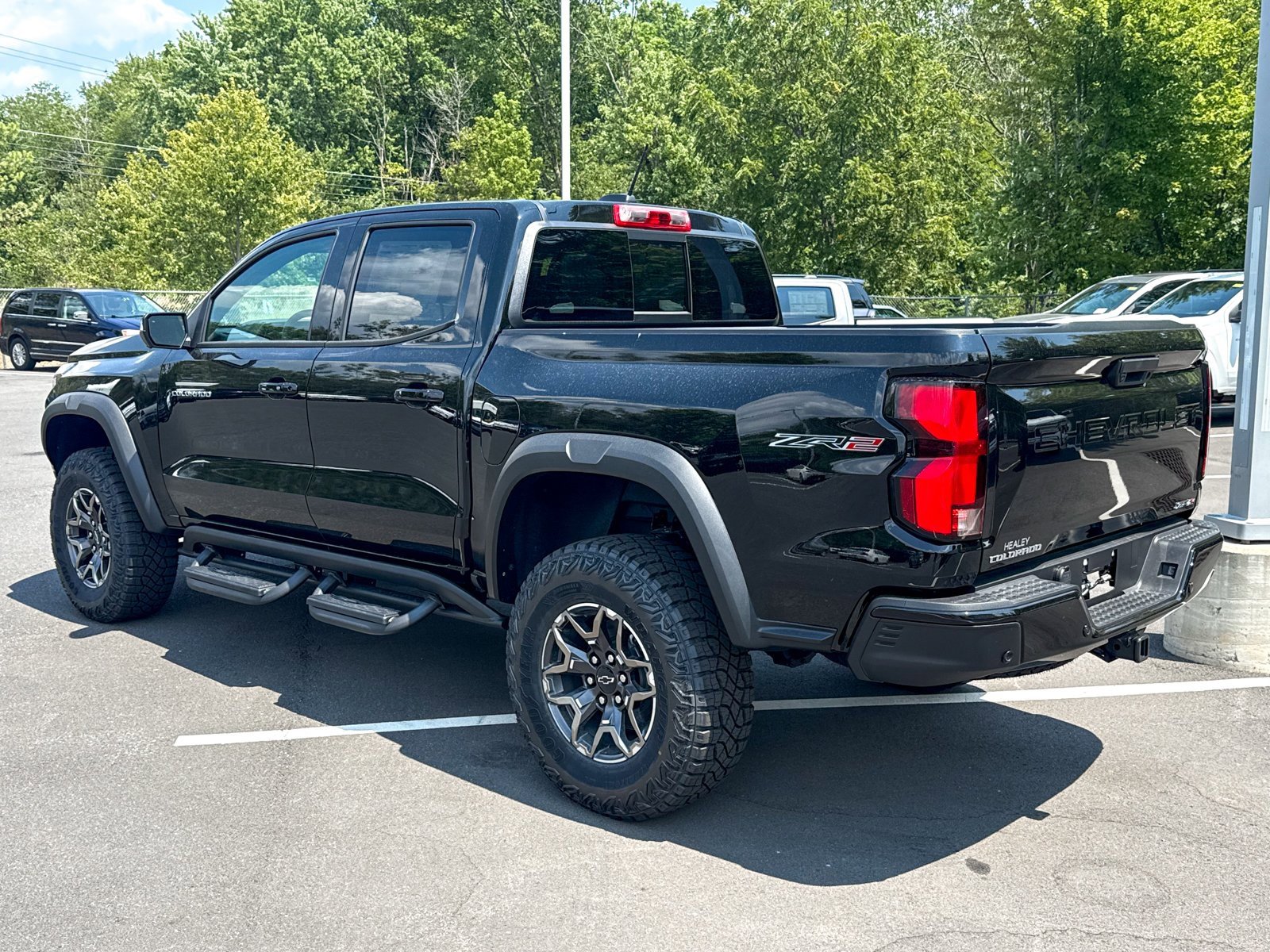 2025 Chevrolet Colorado ZR2 photo 2