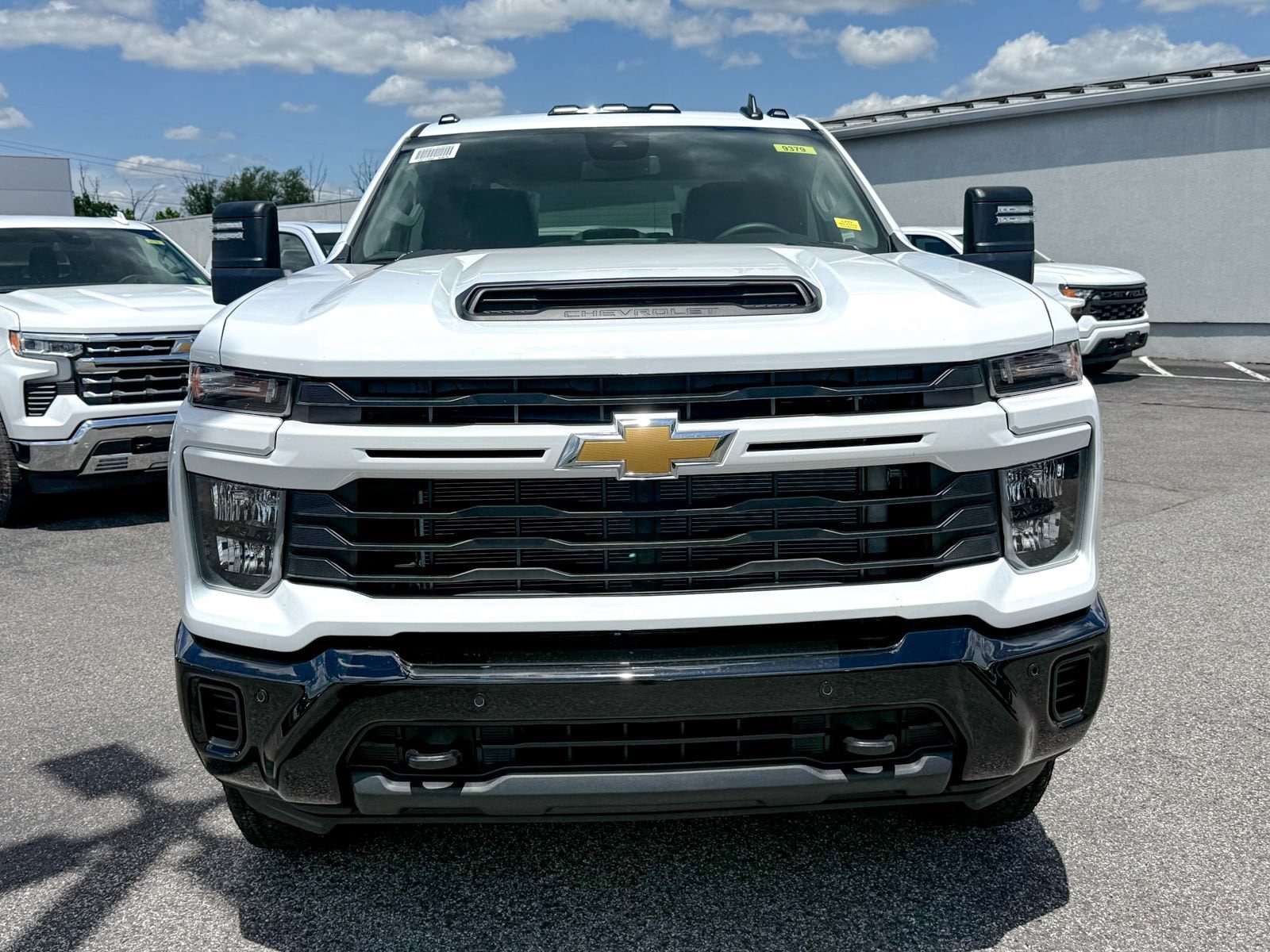 2026 Chevrolet Silverado 2500 HD Custom - Photo 2