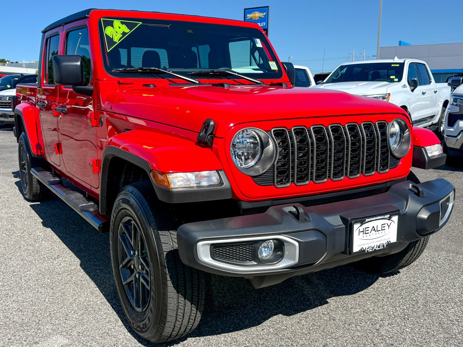 2024 Jeep Gladiator Sport S's photo