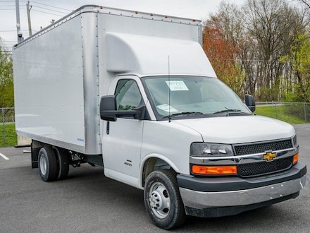2024 Chevrolet Express Cutaway 4500 2WT Cutaway Van