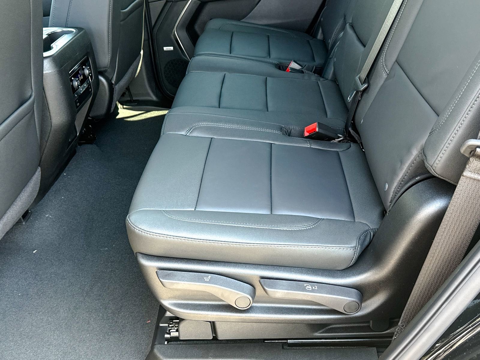 2026 Chevrolet Tahoe LT - Photo 24