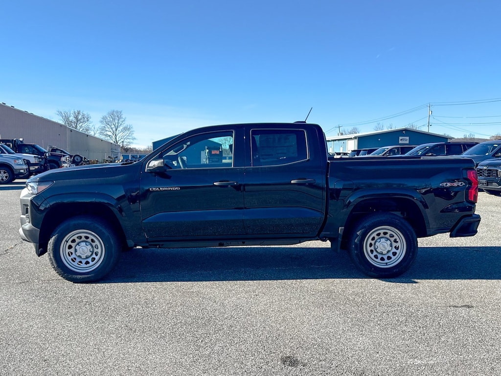 New 2026 Chevrolet Colorado WT Truck Crew Cab