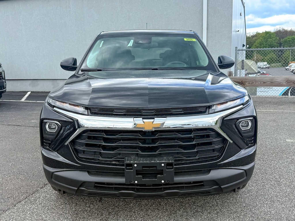 New 2026 Chevrolet Trailblazer LS SUV
