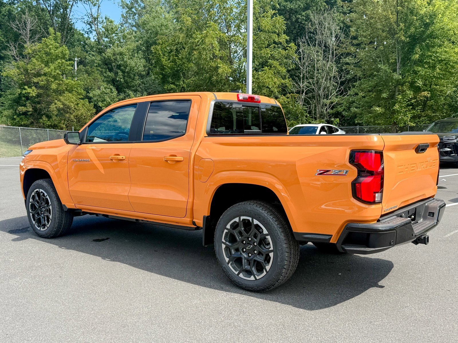 2026 Chevrolet Colorado Z71 photo 2