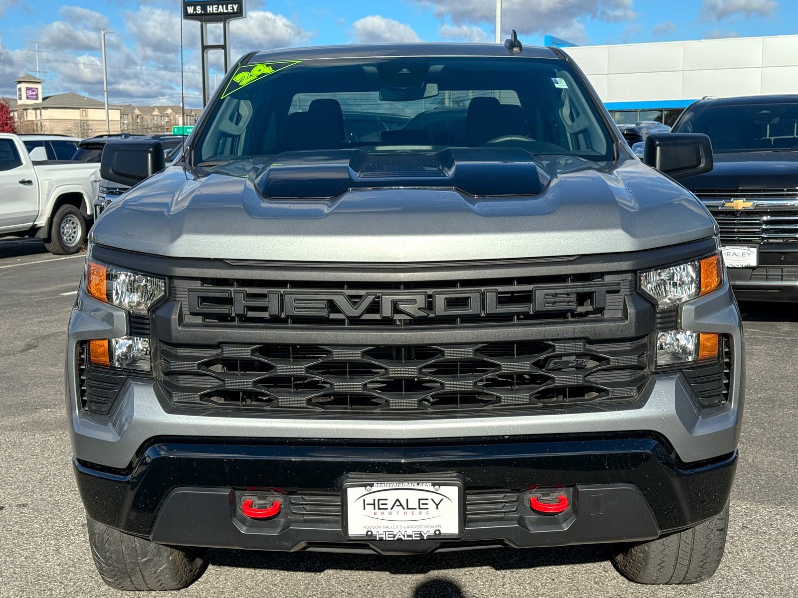 2024 Chevrolet Silverado 1500 Custom Trail Boss photo 2