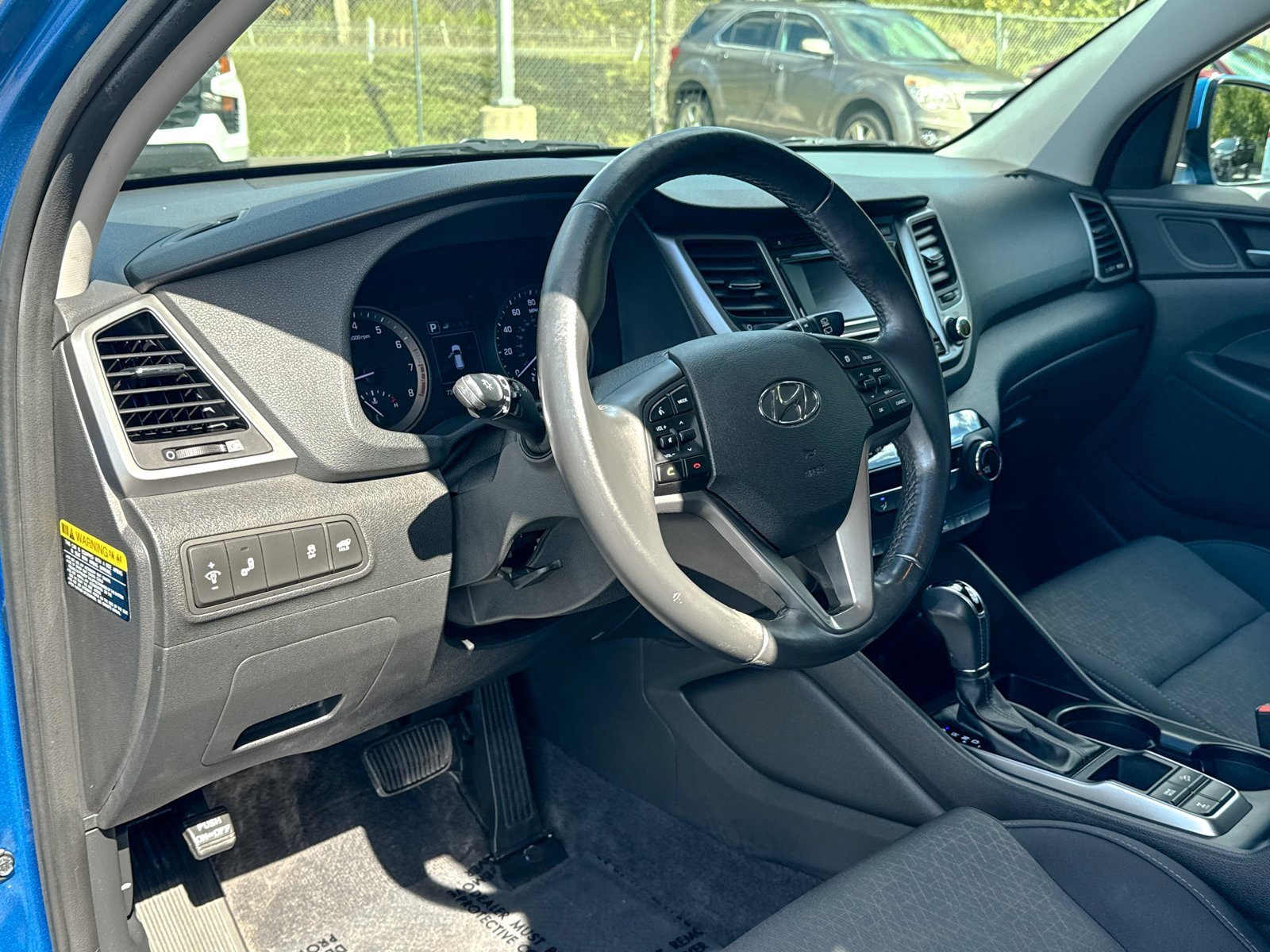 2017 Hyundai Tucson Sport photo 3