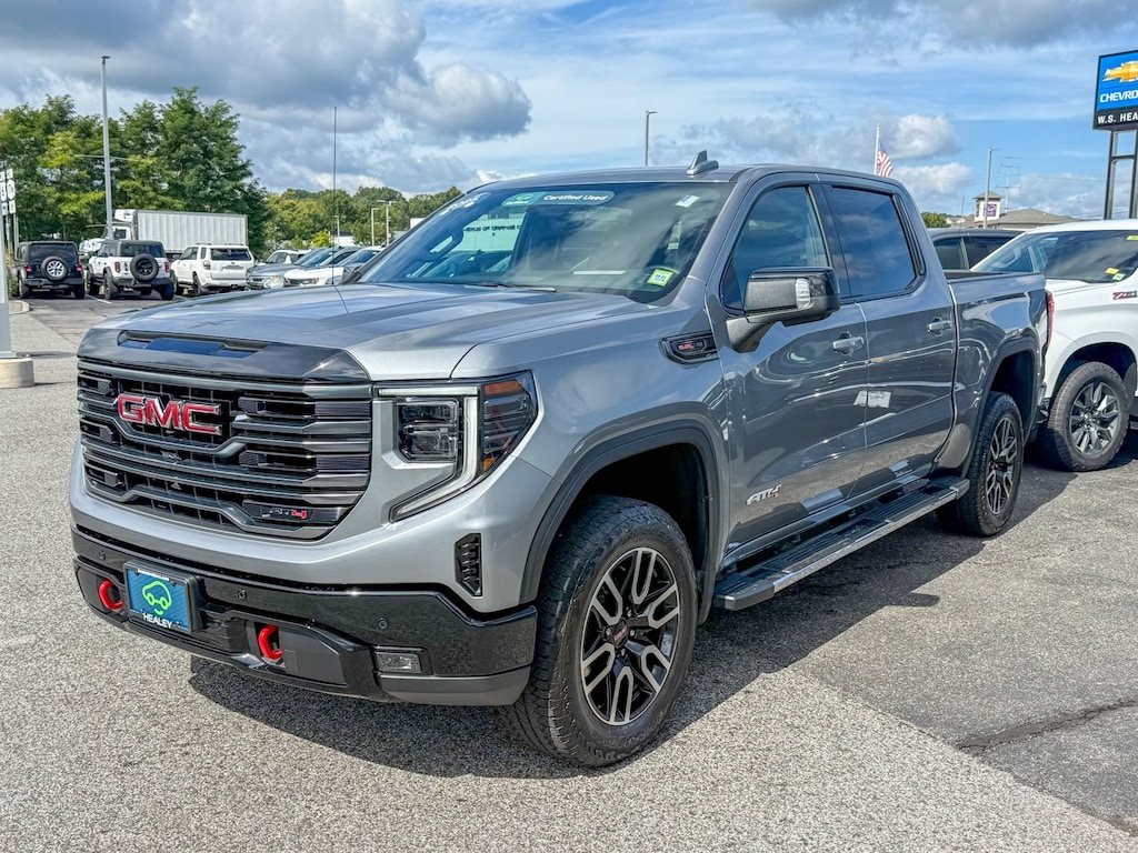 Used 2025 GMC Sierra 1500 AT4 Truck Crew Cab