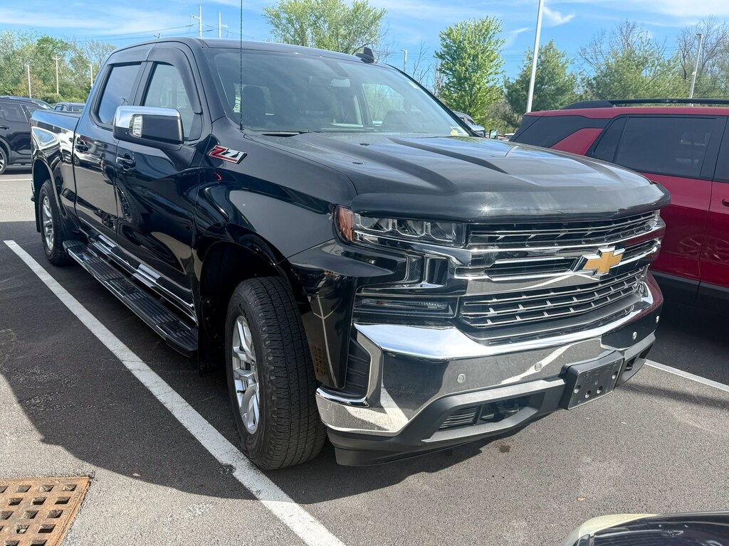 Used 2020 Chevrolet Silverado 1500 LT Truck Crew Cab