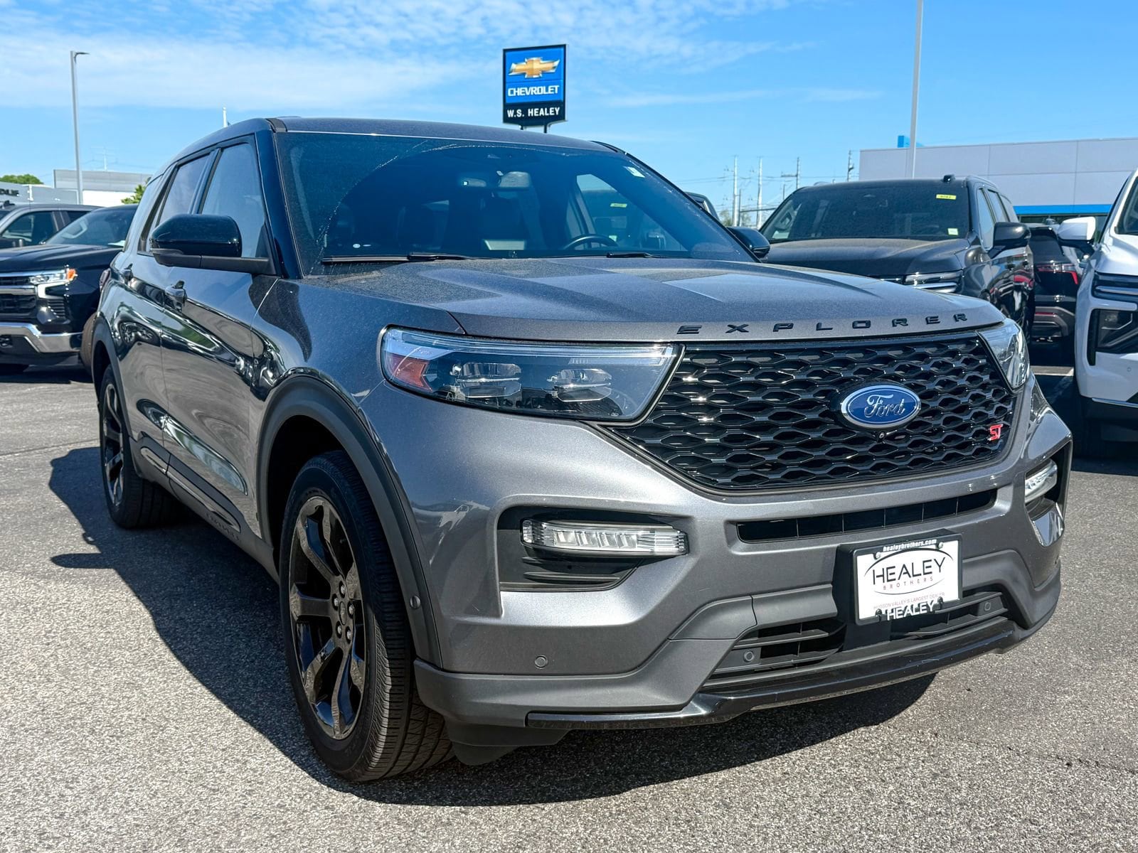 2021 Ford Explorer ST 4WD's photo