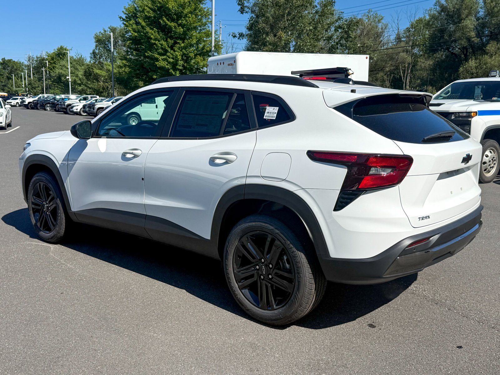 2025 Chevrolet Trax ACTIV photo 2