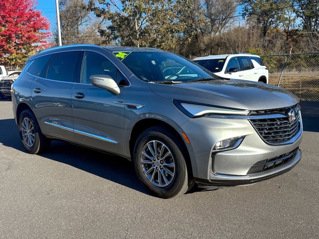 Used 2024 Buick Enclave Premium SUV