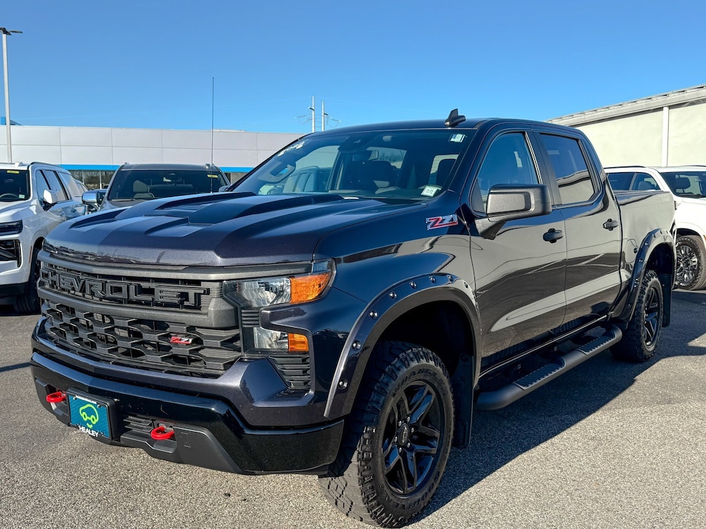 Used 2022 Chevrolet Silverado 1500 Custom Trail Boss Truck Crew Cab