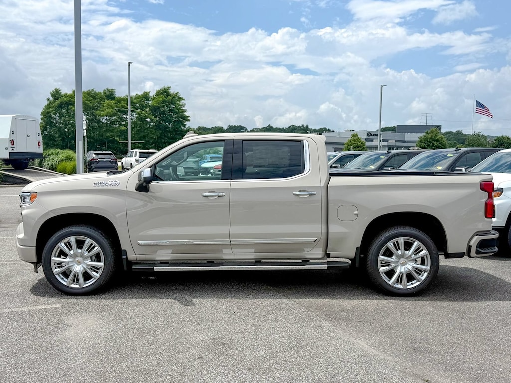 New 2026 Chevrolet Silverado 1500 High Country Truck Crew Cab