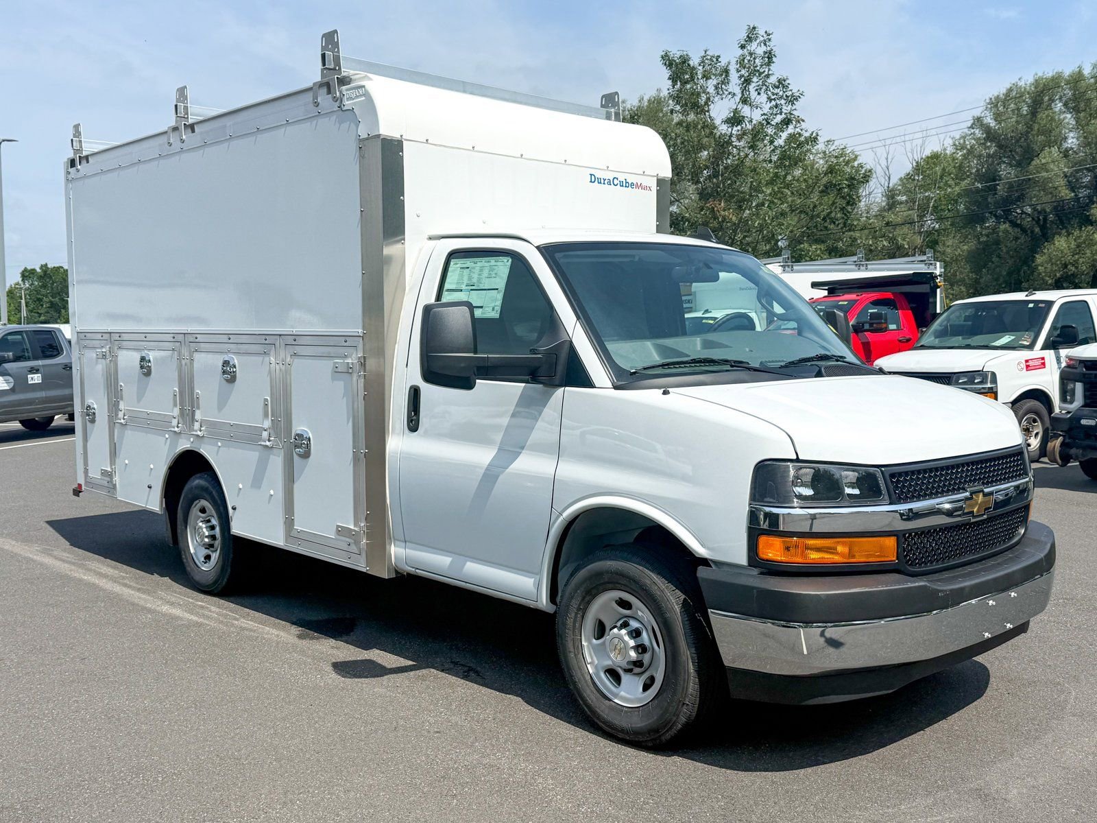 2025 Chevrolet Express Cutaway