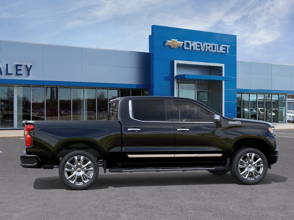 New 2026 Chevrolet Silverado 1500 High Country Truck Crew Cab