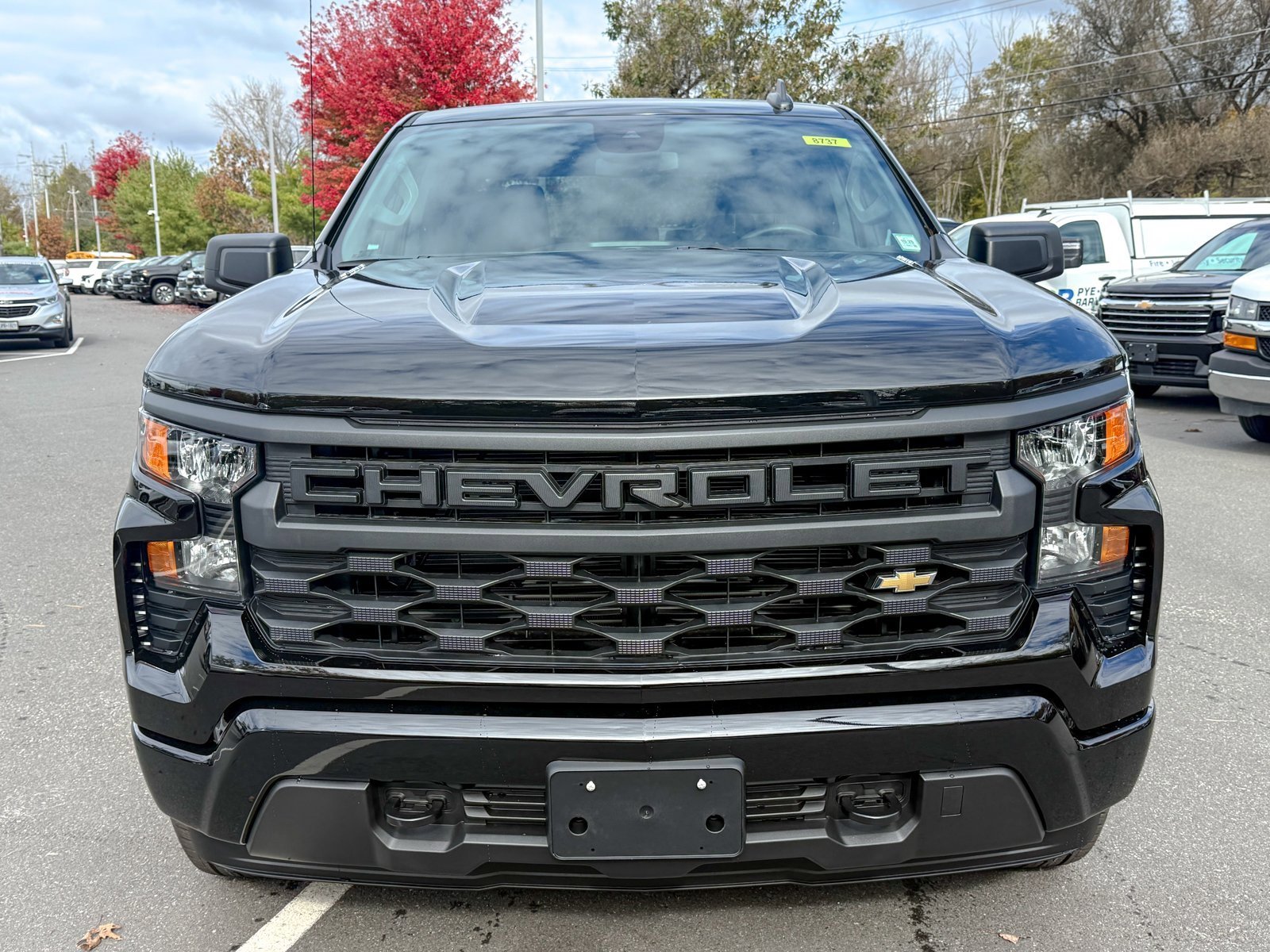 2026 Chevrolet Silverado 1500 Custom photo 2
