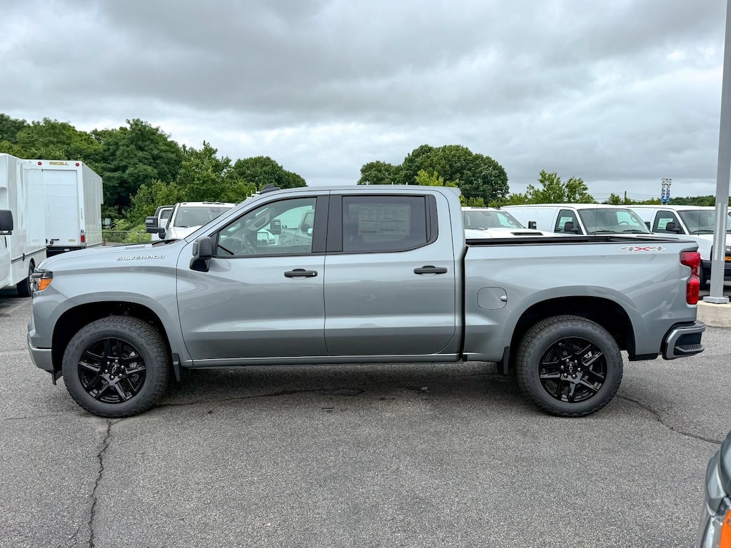 New 2026 Chevrolet Silverado 1500 Custom Truck Crew Cab