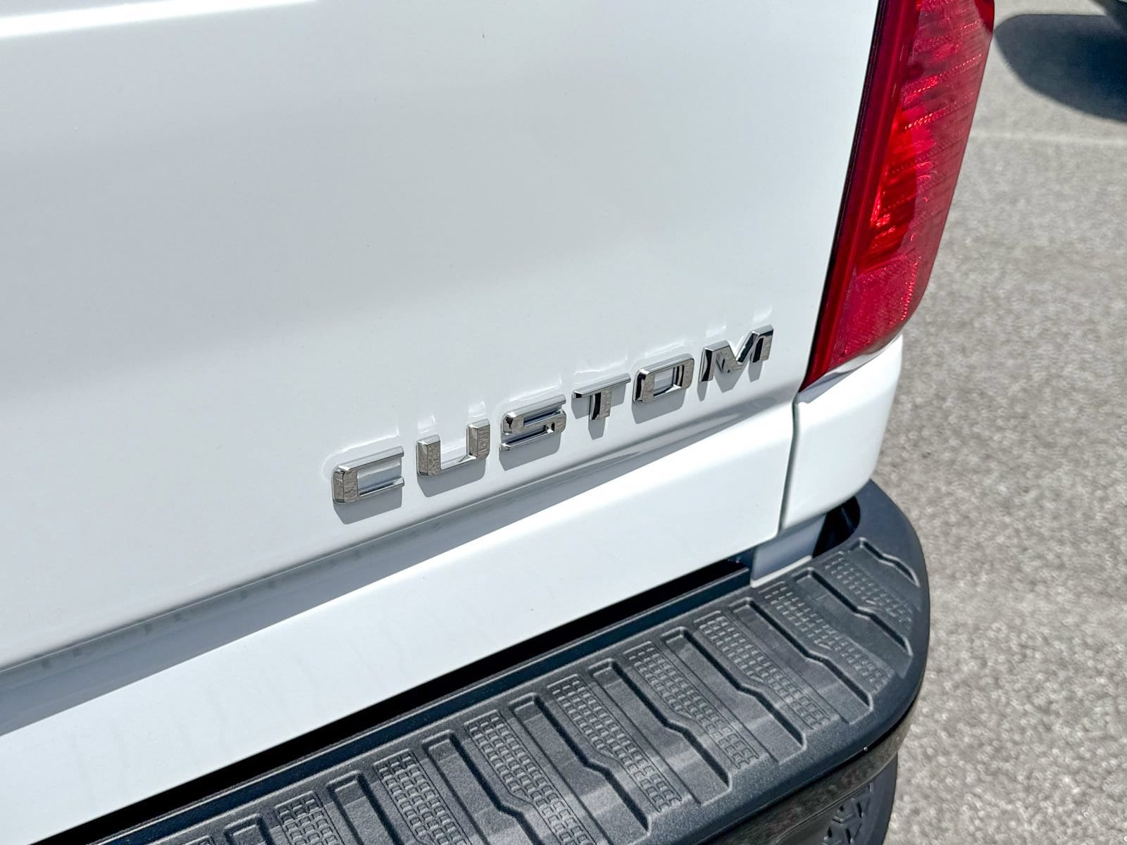 2026 Chevrolet Silverado 2500 HD Custom - Photo 6