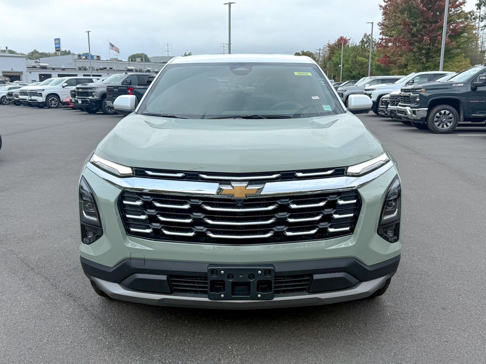 2026 Chevrolet Equinox LT photo 2
