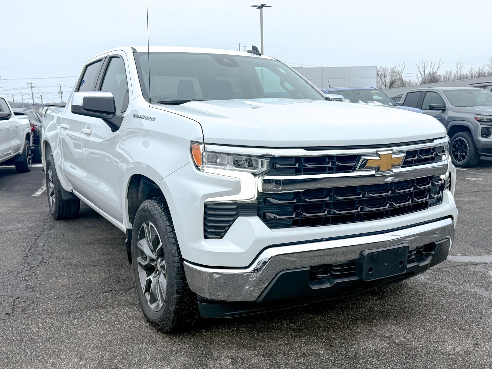 2023 Chevrolet Silverado 1500 Truck Crew Cab 