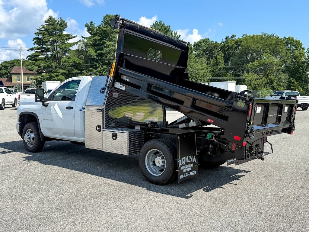 New 2025 Chevrolet Silverado 3500 HD Chassis Cab Work Truck Truck Regular Cab