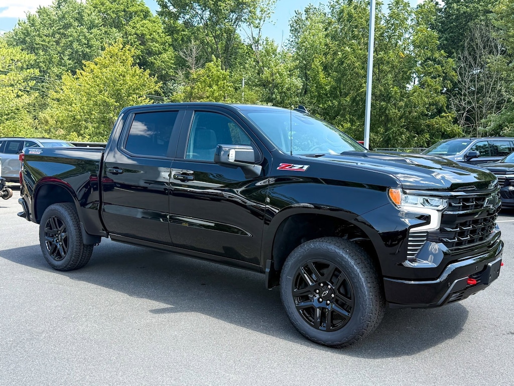 New 2025 Chevrolet Silverado 1500 LT Trail Boss Truck Crew Cab