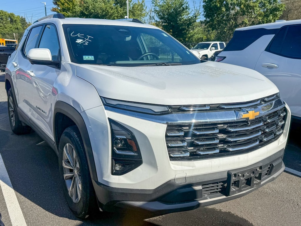 Used 2025 Chevrolet Equinox LT SUV